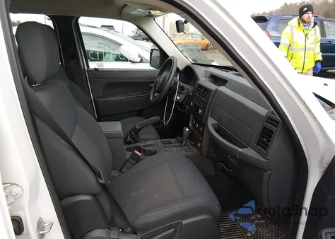 2012 Jeep Liberty Sport z USA, uszkodzony, nr VIN 1C4PJMAK6CW177494